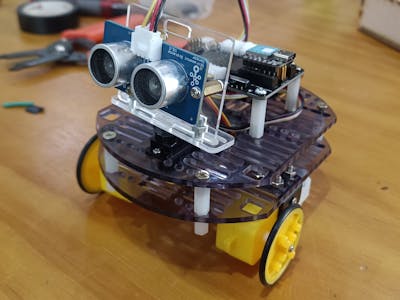 Seeeduino XIAO Ultrasonic obstacle avoidance robot