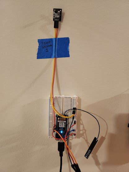 First Agron device attached to the wall; connected to a DS18B20 temperature sensor.