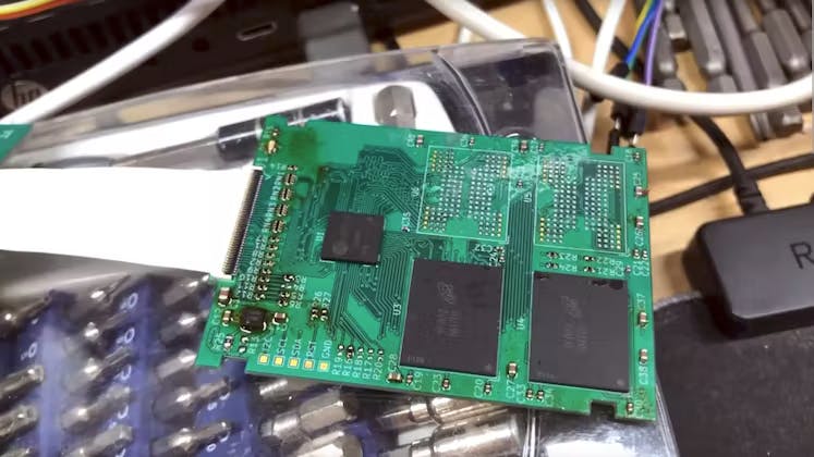 Collin Mistr's Open-Hardware 2.5 IDE SSD Aims to Bring Speedy Solid-State  Storage to Vintage PCs 
