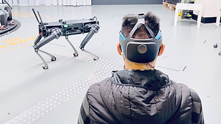 A New Non-Invasive Brain-Machine Interface Offers Thought-Based Robot Control with High Accuracy - Hackster.io