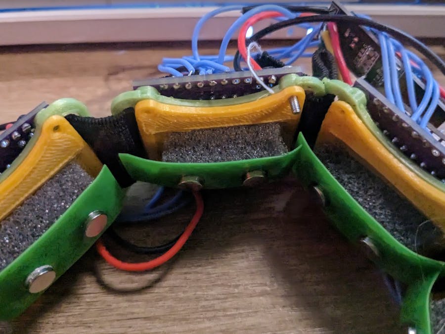 Forearm Muscle Based Finger Motion Tracker