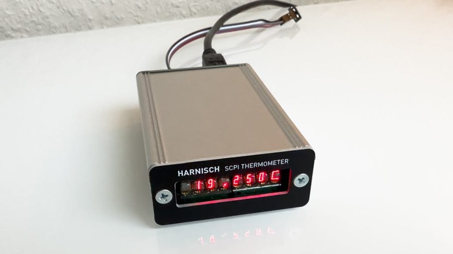 Sebastian Harnisch's Desktop Thermometer Offers a Smart SCPI