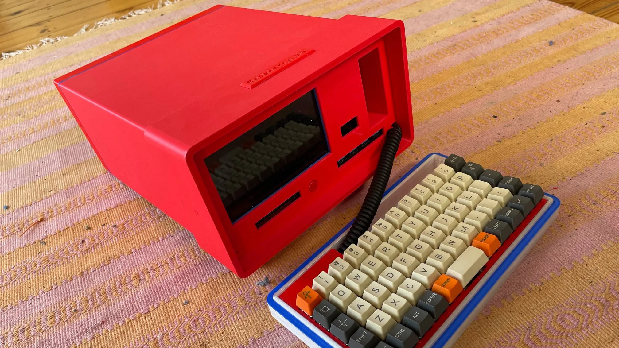 Build Your Own Commodore SX-64-Style Cyberdeck - Hackster.io