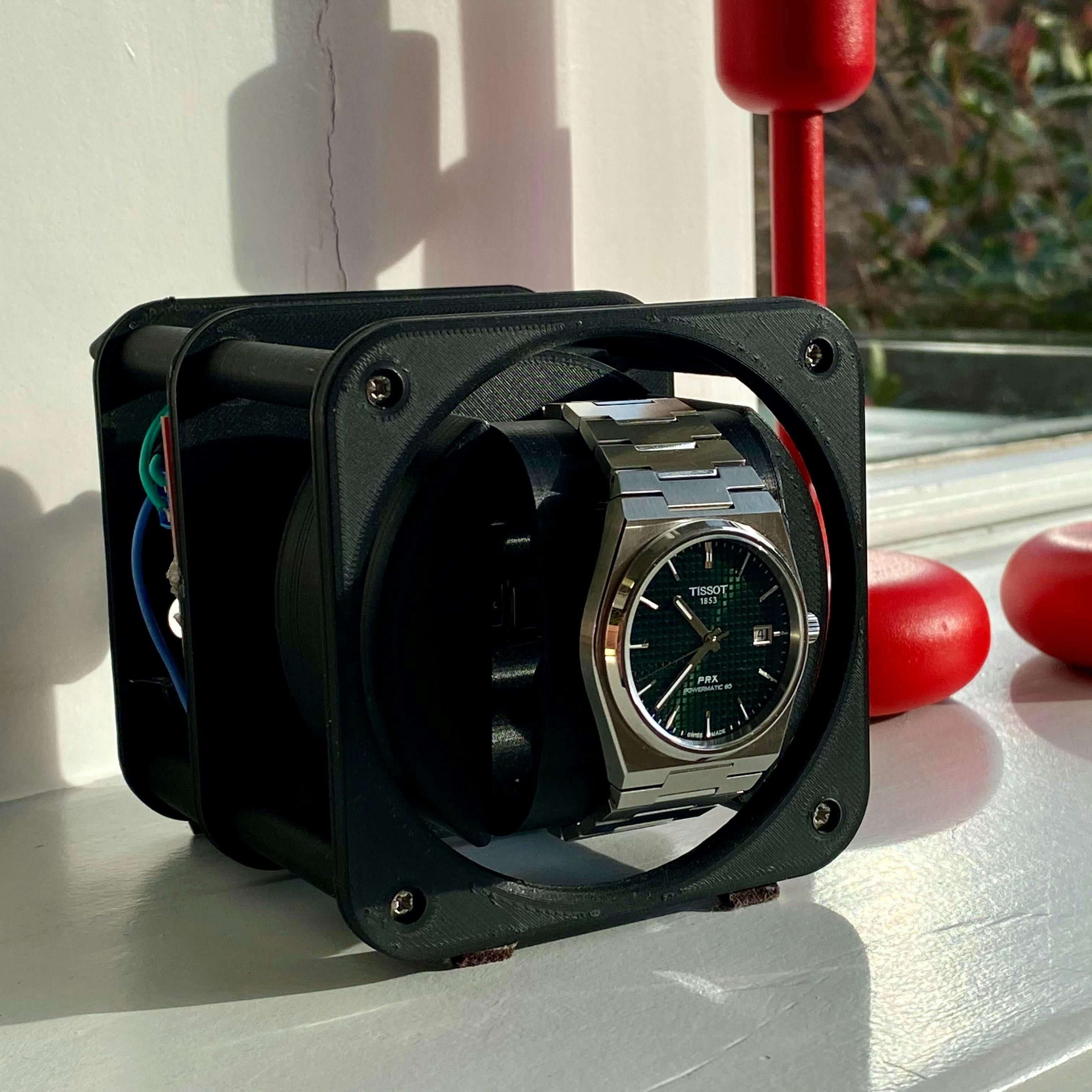 Winderoo Automatically Winds Wristwatches Hackster.io