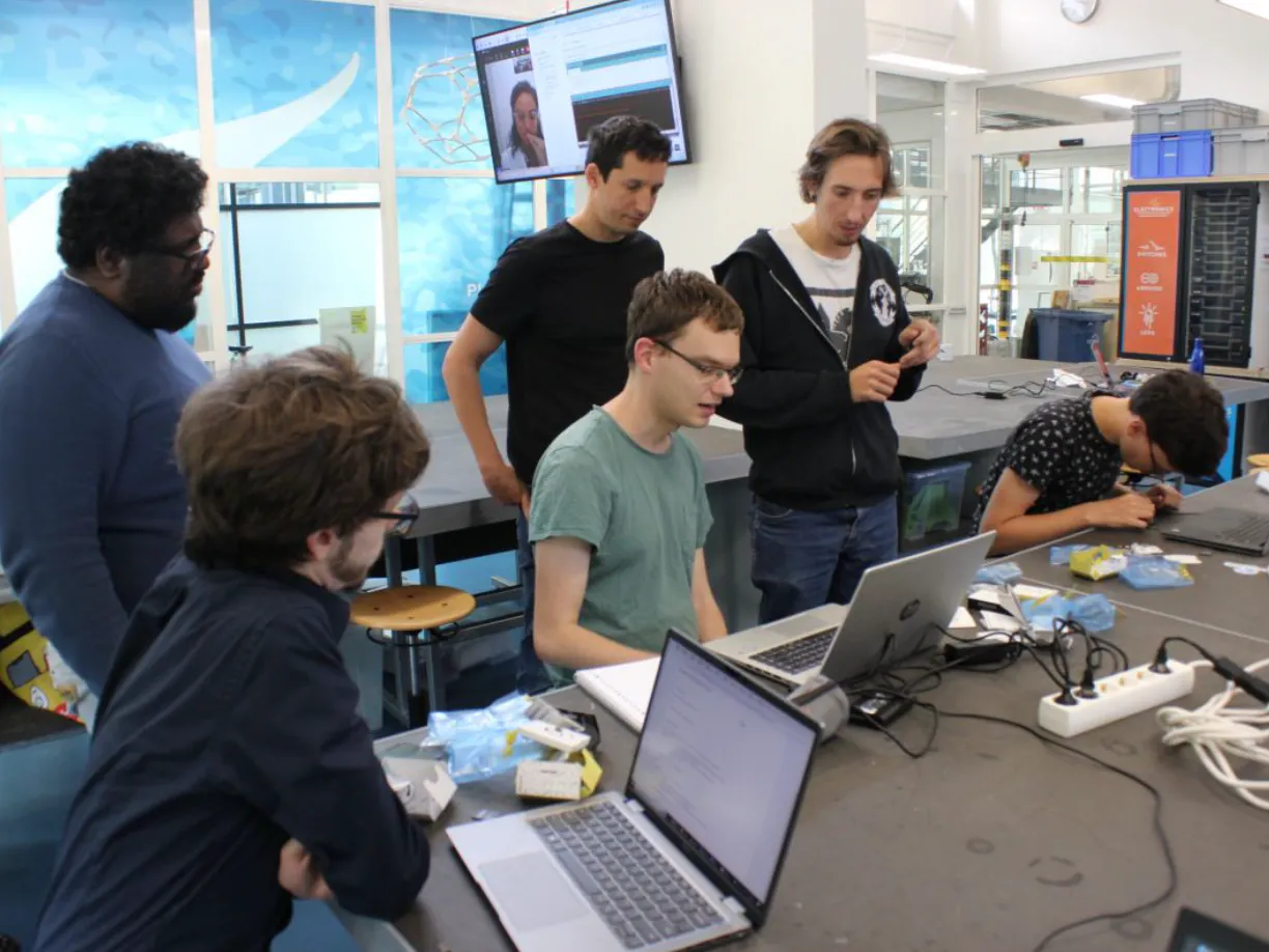 Hackster.io - The community dedicated to learning hardware.