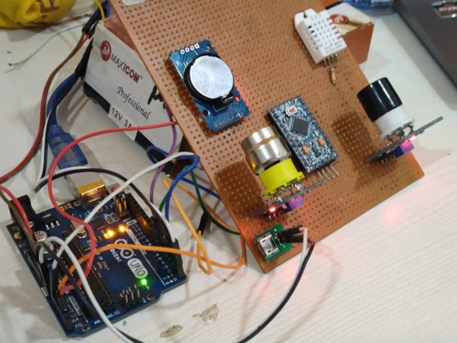 Air Quality Monitor with LCD display