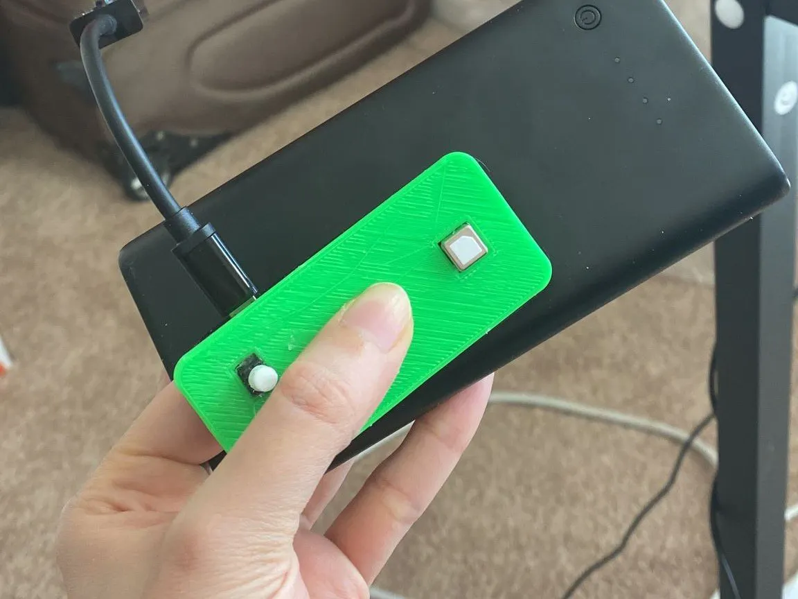 juul vape What Does a Blue Light on JUUL Mean? (Flashing vs Solid Explained) main image 0
