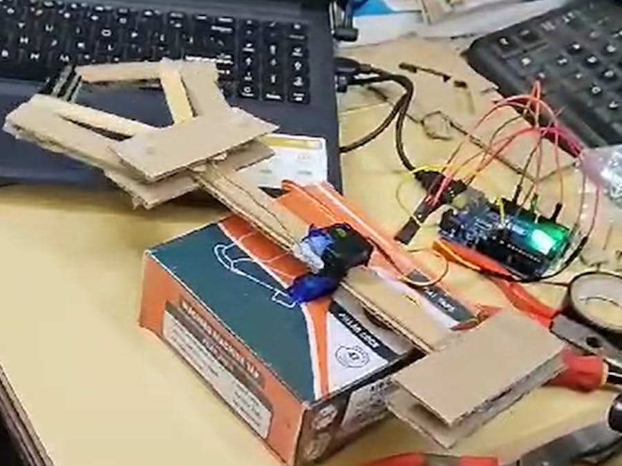 GestureX: Master Hand Command for Robotic Precision