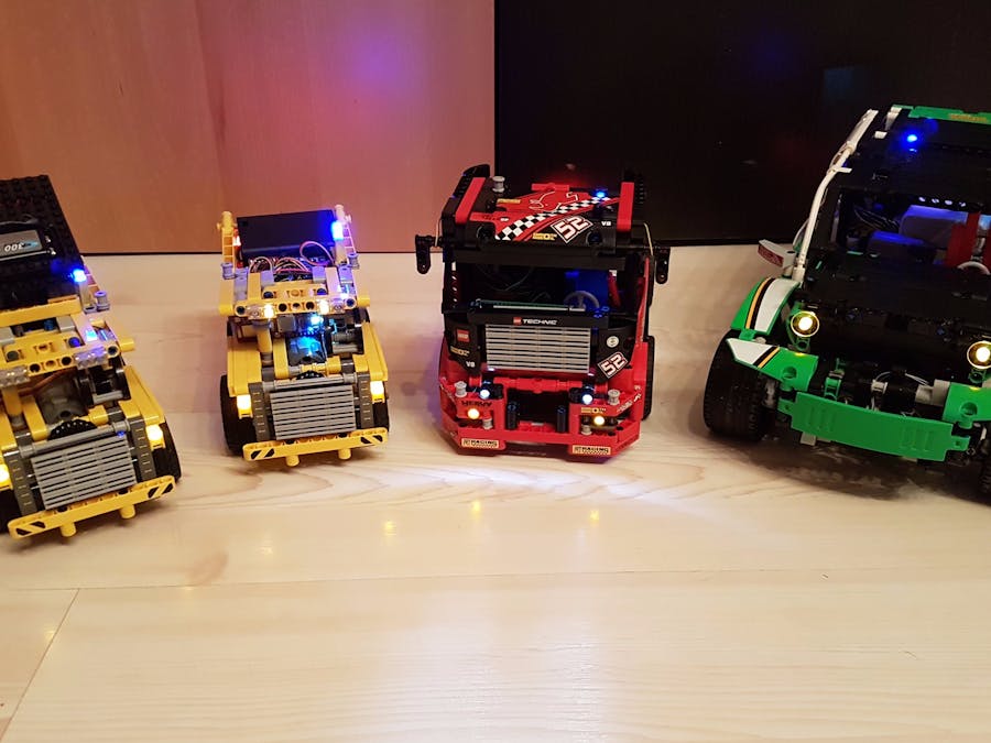 Bluetooth remote controllable (Lego) cars
