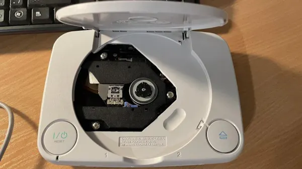 This PS One Sleeper Build Packs a Raspberry Pi Compute Module 4 for ...