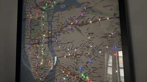 Real-Time NYC Subway Map Uses Fiber Optics and an ESP32