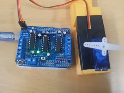 Servo Motor Control with L293D Motor Driver Shield - Hackster.io