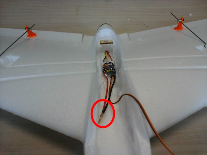 This two cables (Red and black) must be connected to the battery for powering the ESC. .