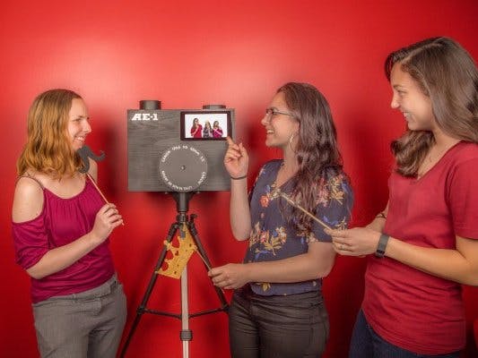 Raspberry Pi Photo Booth for Your Next Party!