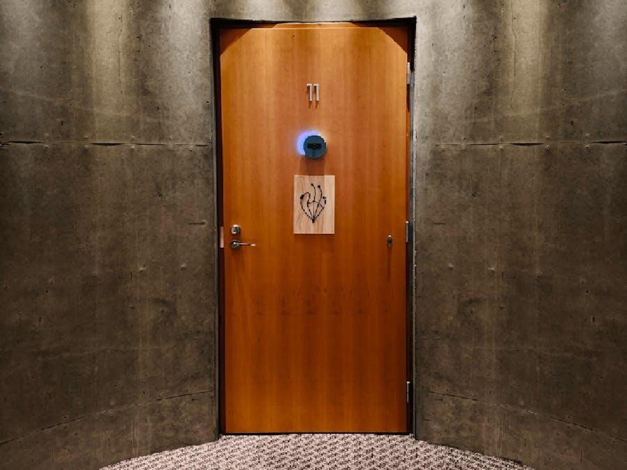 Hacking a hotel door