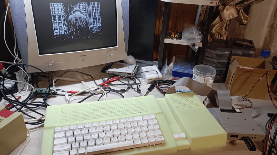 This Redditor Recreated a ZX Spectrum Using Old Soviet Schematics
