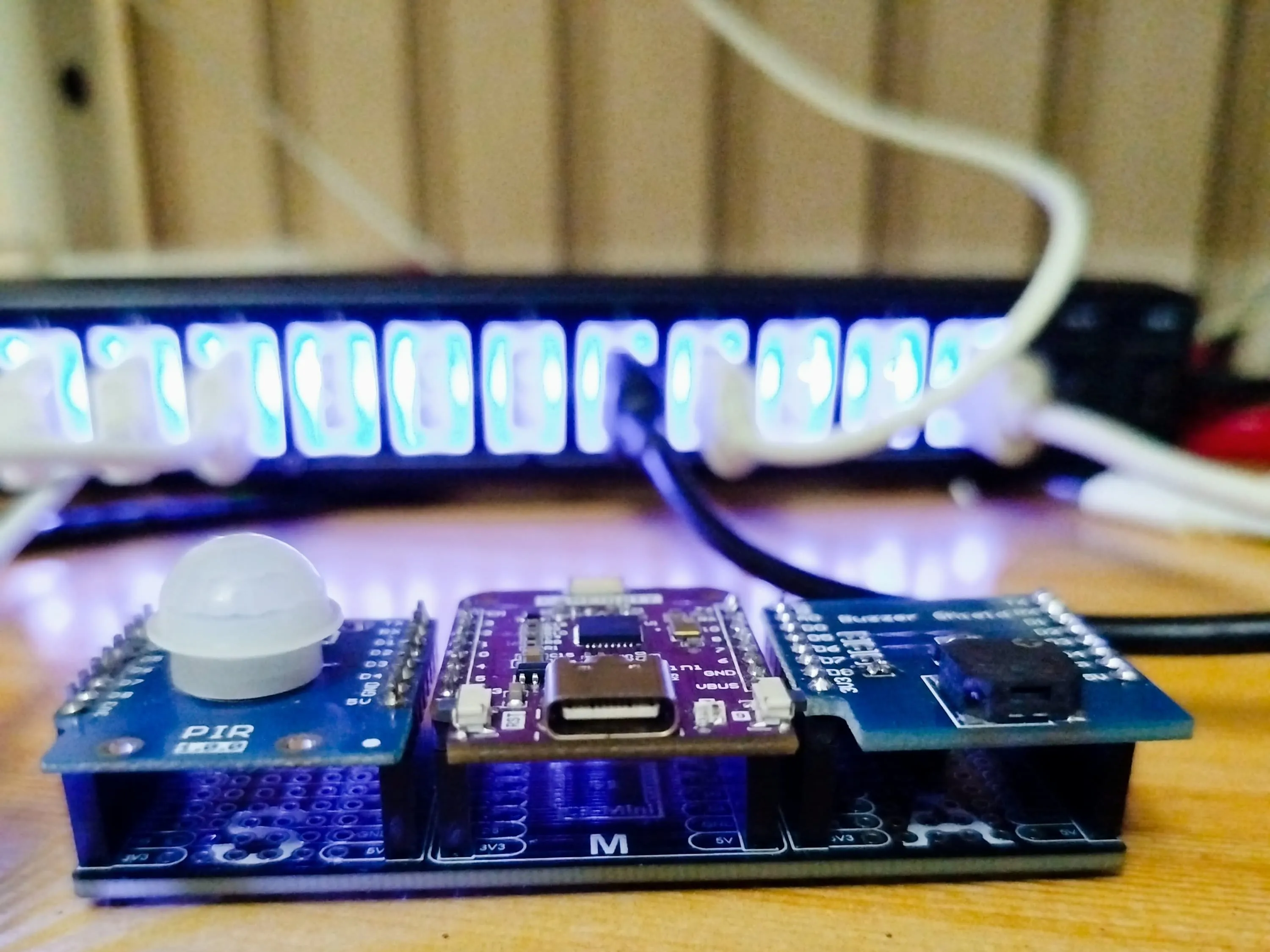 Build Your Own Motion Peeper in Just 3 Minutes! - Hackster.io