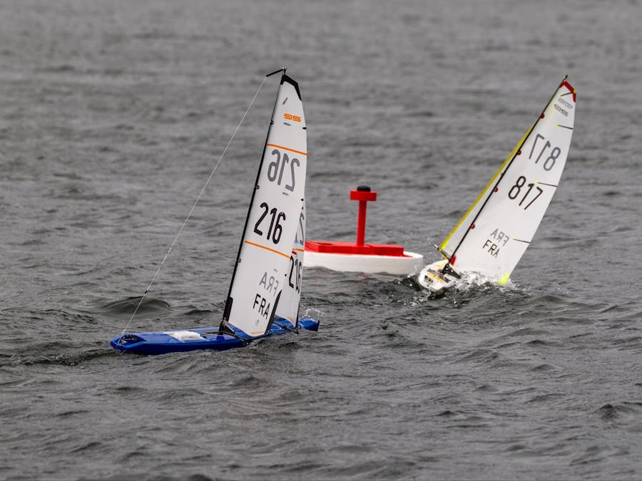 Autonomous buoy system