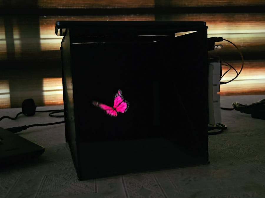 Interactive 3D Hologram Signage for Engaging Public Info