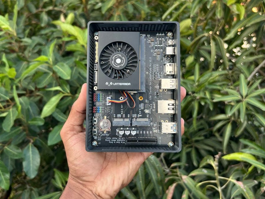 DIY PC State Display with LattePanda Mu + Beetle ESP32-C3