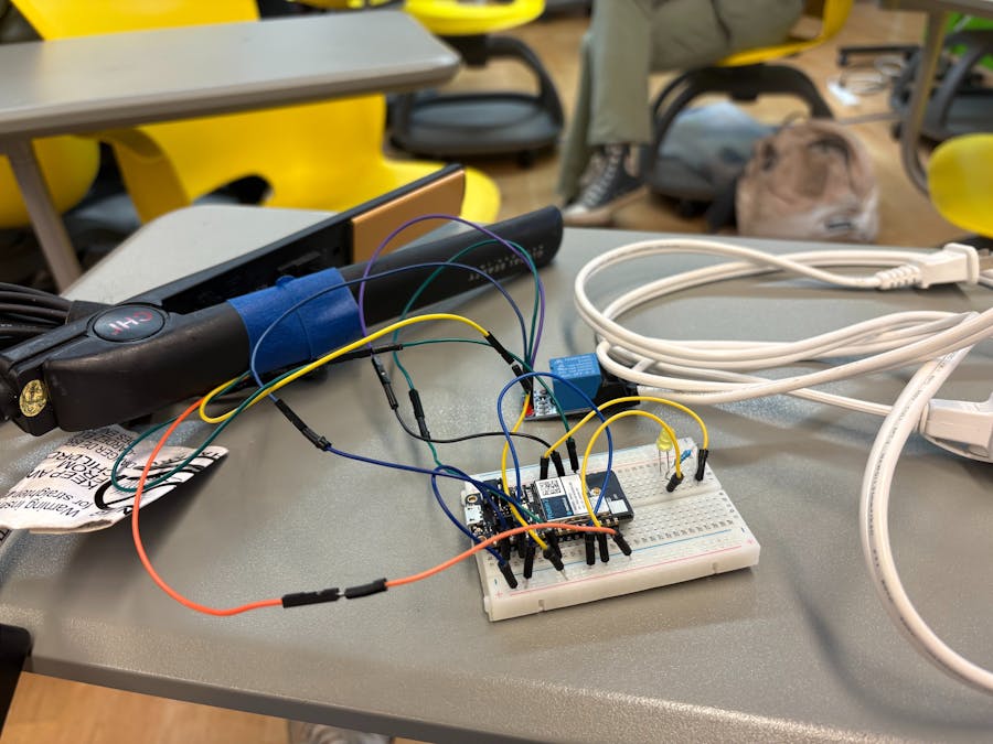 Lane Tech HS-PCL-Smart Hair Straightener