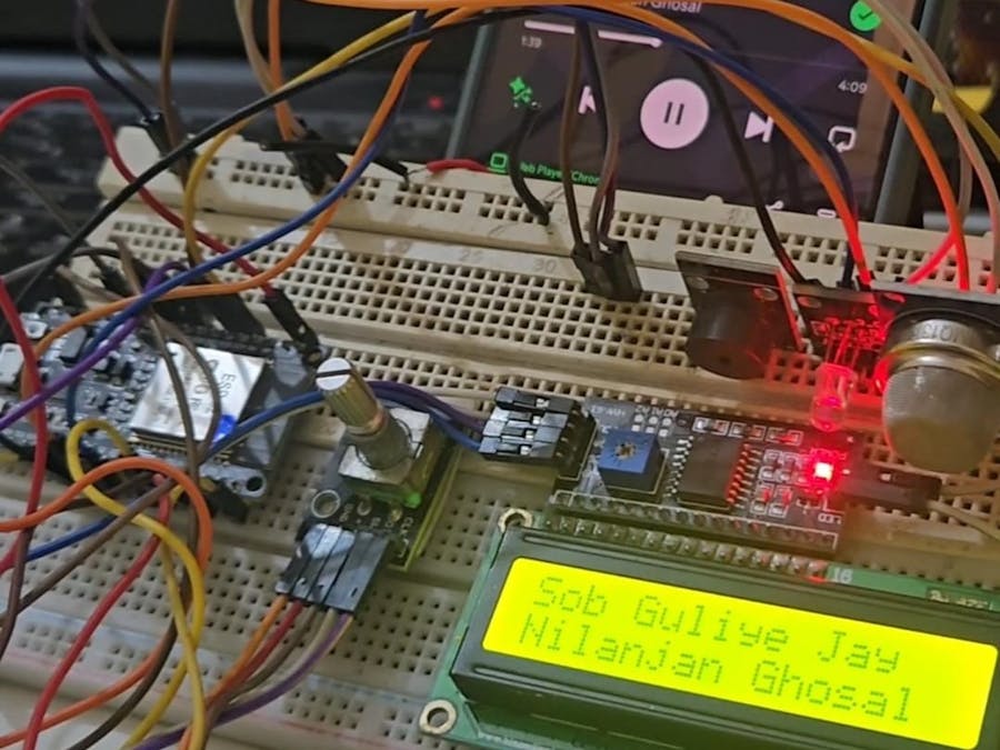 ESP-32 Realtime Spotify Music Display Clock & Timer