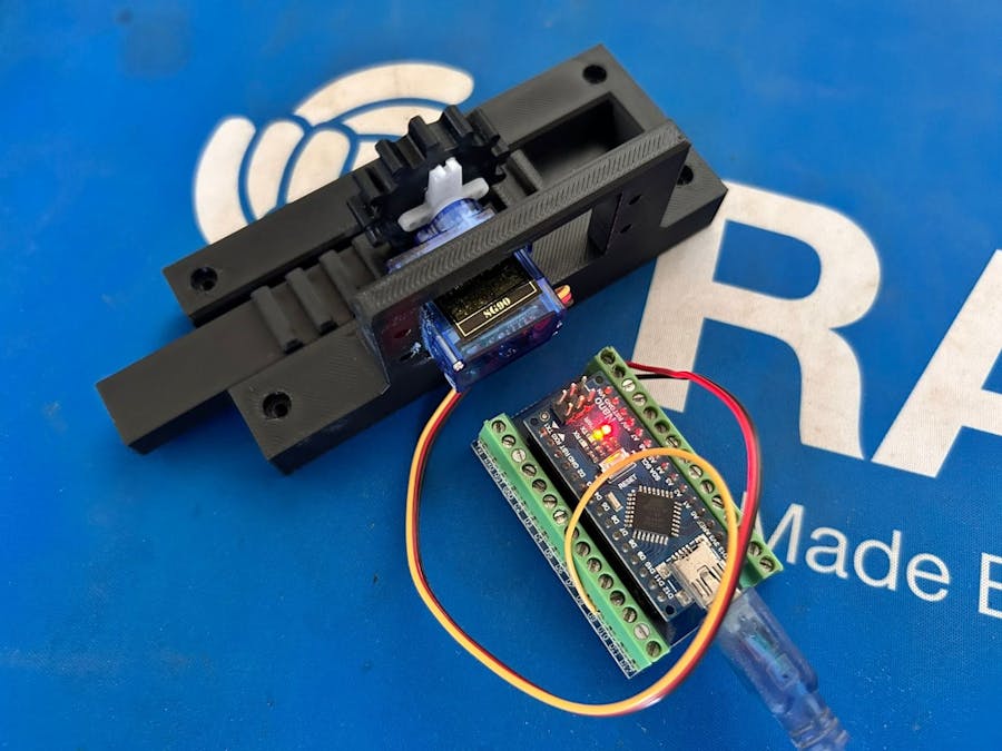 Interfacing a Servo Motor with Arduino Nano