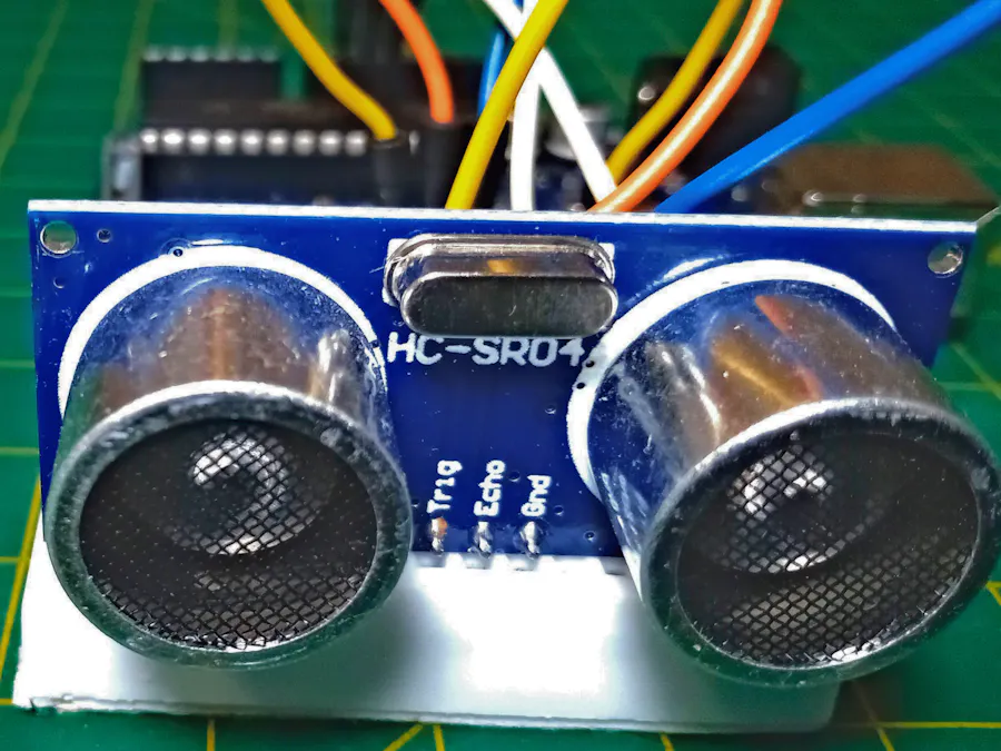 Arduino Ultrasonic Distance Measurement Using HC-SR04