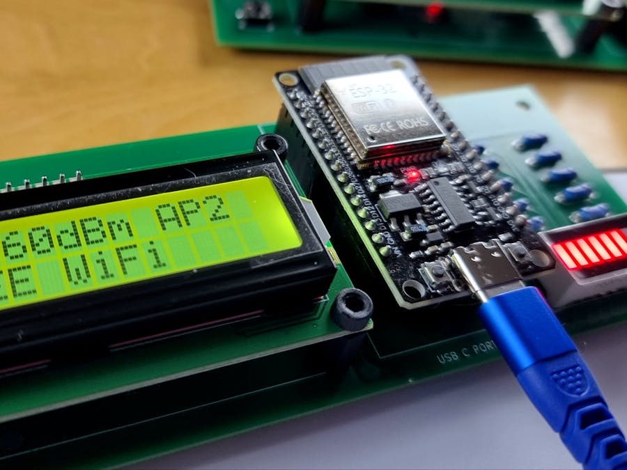 Spectrum One – ESP32 WiFi Activity Monitor