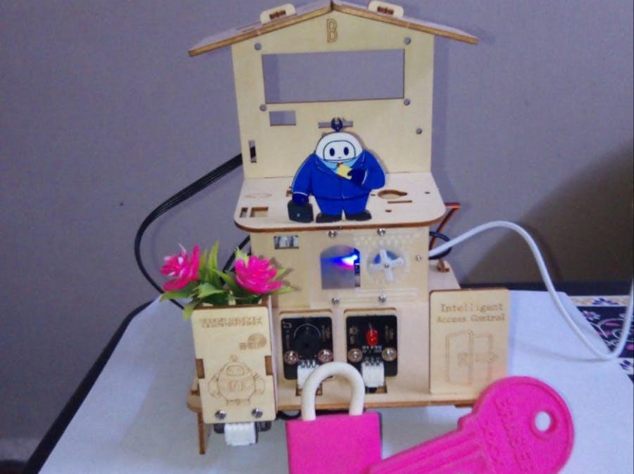 ACEBOTT Smart Home: RFID Room Access Control 🔐