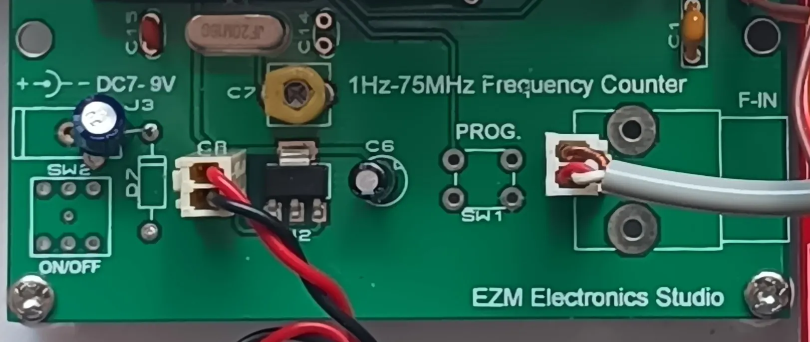 Building a Frequency Meter & Oscillator from kits - Hackster.io