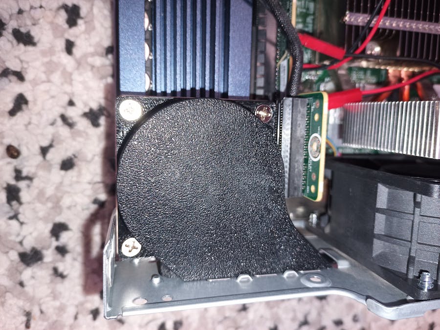 Active NVMe Cooling Mod for HPE MicroServer Gen10+