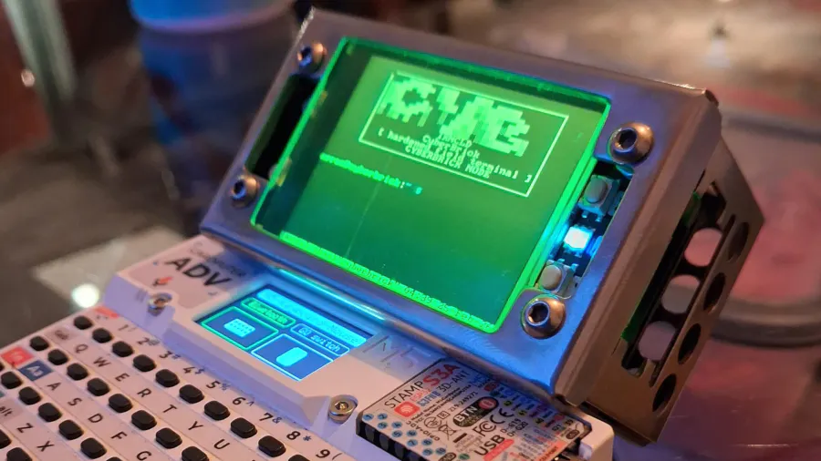 Arran Gunn's CyberBrick Is a Compact Yet Chunky Portable Field