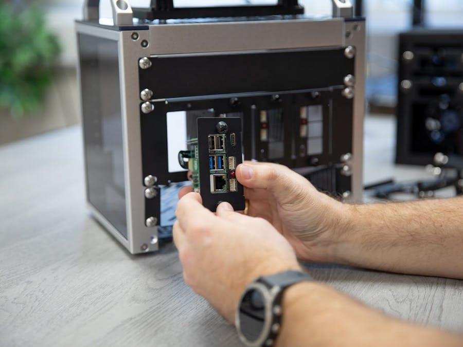 Server in a box - Raspberry pi - for container workloads