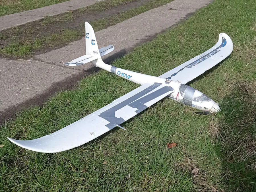 Experimental Determination of a Fixed Wing UAV's drag polar