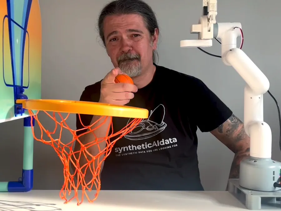 Teaching myCobot 280 to Slam Dunk Using Computer Vision