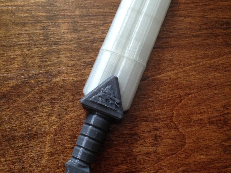 Drachenberg USB Drive: Dragon Mountain Design