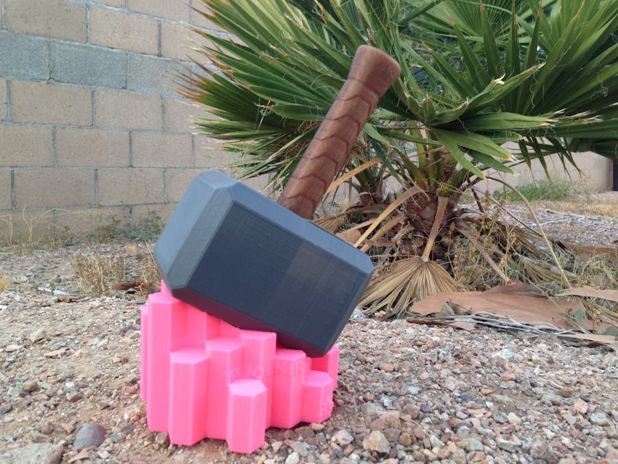 Light-Up Mjölnir: Dragon Mountain Design