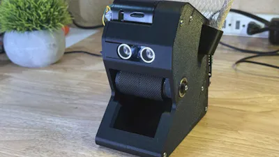 Richard Huberjohn's Distance-Measuring Desk Robot Is Ready for a Game of Catch