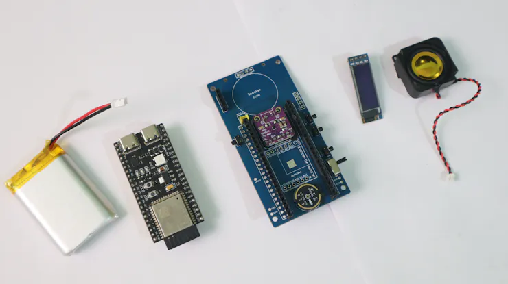 Pocket Size ESP32 AI Voice Assistant With Xiaozhi | Arduino