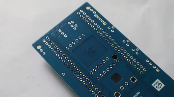 Pocket Size ESP32 AI Voice Assistant With Xiaozhi | Arduino | Maker Pro