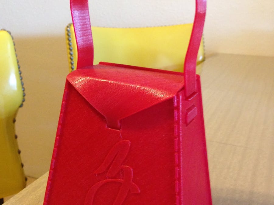 Z-Purse: Dragon Mountain Design