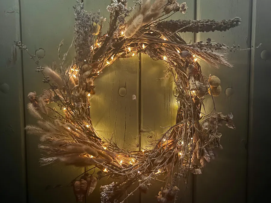Wreath with Lights (IoT-ready)