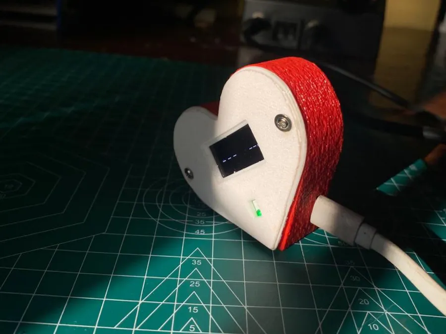 BPM Monitoring System with 3D Printed Heart-Shaped Case