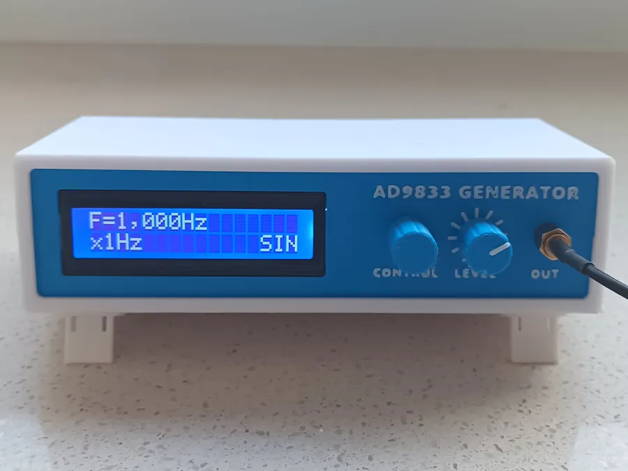 AD9833 Portable Function Generator