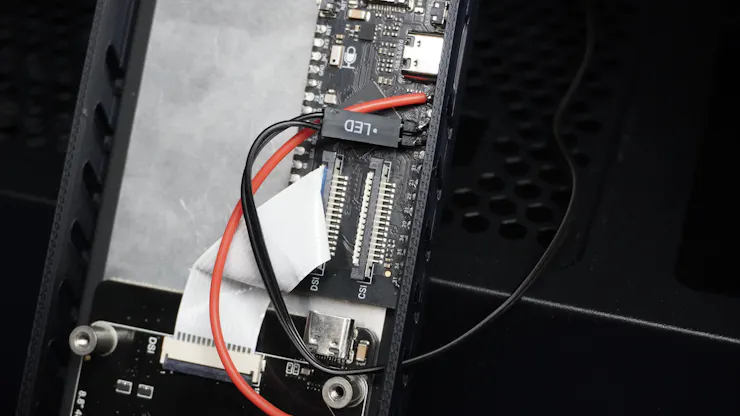GPIO32 PC cabinet button connection