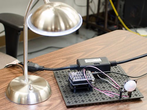 motion triggered night lamp arduino