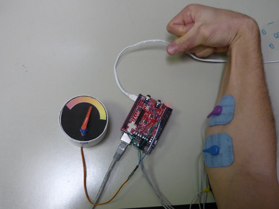 How to Drive a Servo with EMG Signals