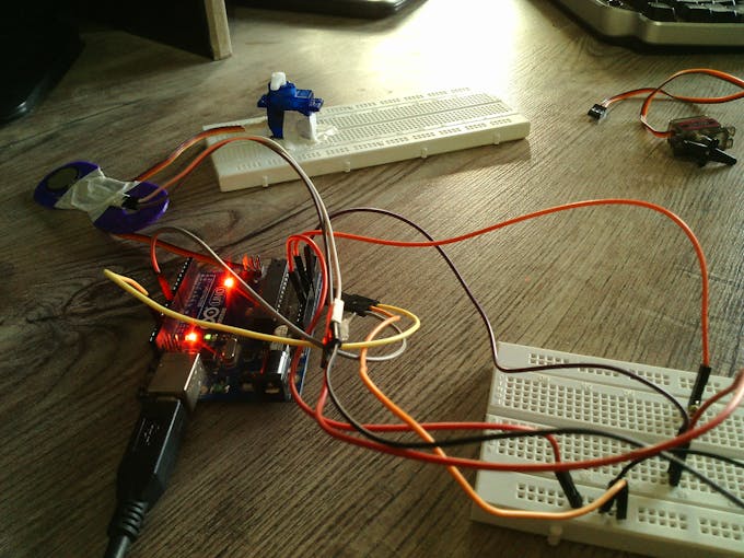 Control a Servo with a Force Resistive Sensor on Arduino - Arduino ...