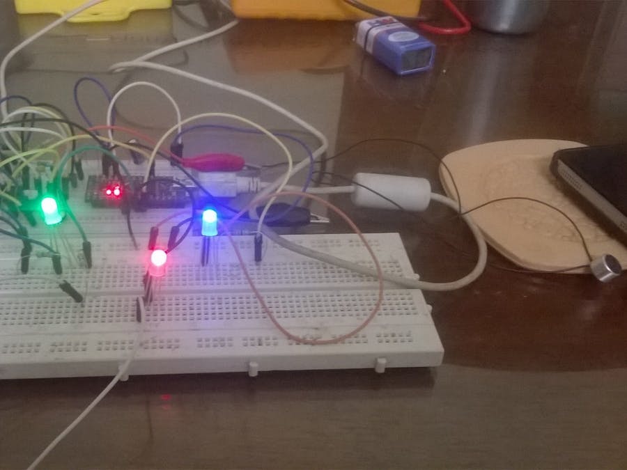A Simple Arduino Based LEDs Dance To Audio Input